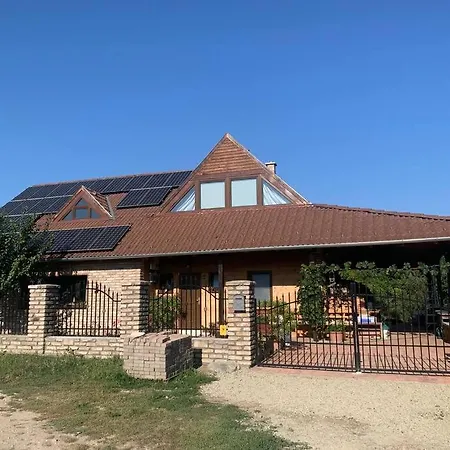 Tuenderrozsa Vendeghaz