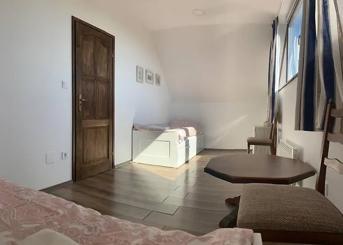 Tuenderrozsa Vendeghaz Tahitófalu